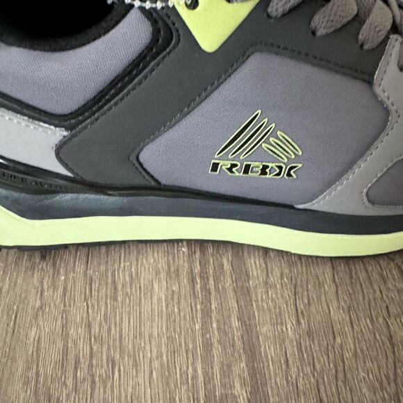 New Mens REEBOKRUGGED RUNNER SHOES LOW Size 9 GREEN/GRAY Color - Picture 4 of 4